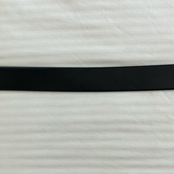 Kenneth Cole Black Leather Belt with Silver Buckle - Picture 9 of 14